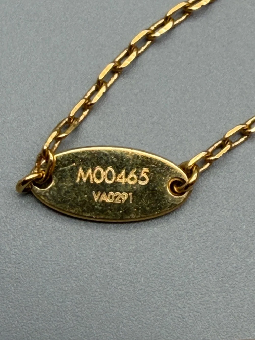 Louis Vuitton Collier Heart Fall in Love Necklace